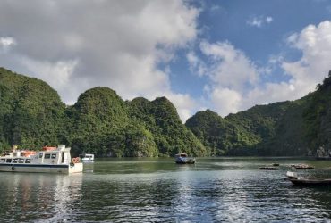 Làng chài Việt Hải&nbsp;