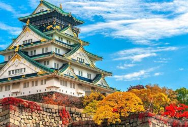 Tòa lâu đài cổ kính