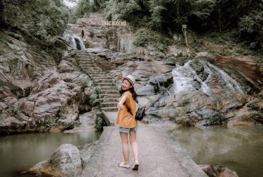 Vi vu thác Suối Mỡ Bắc Giang